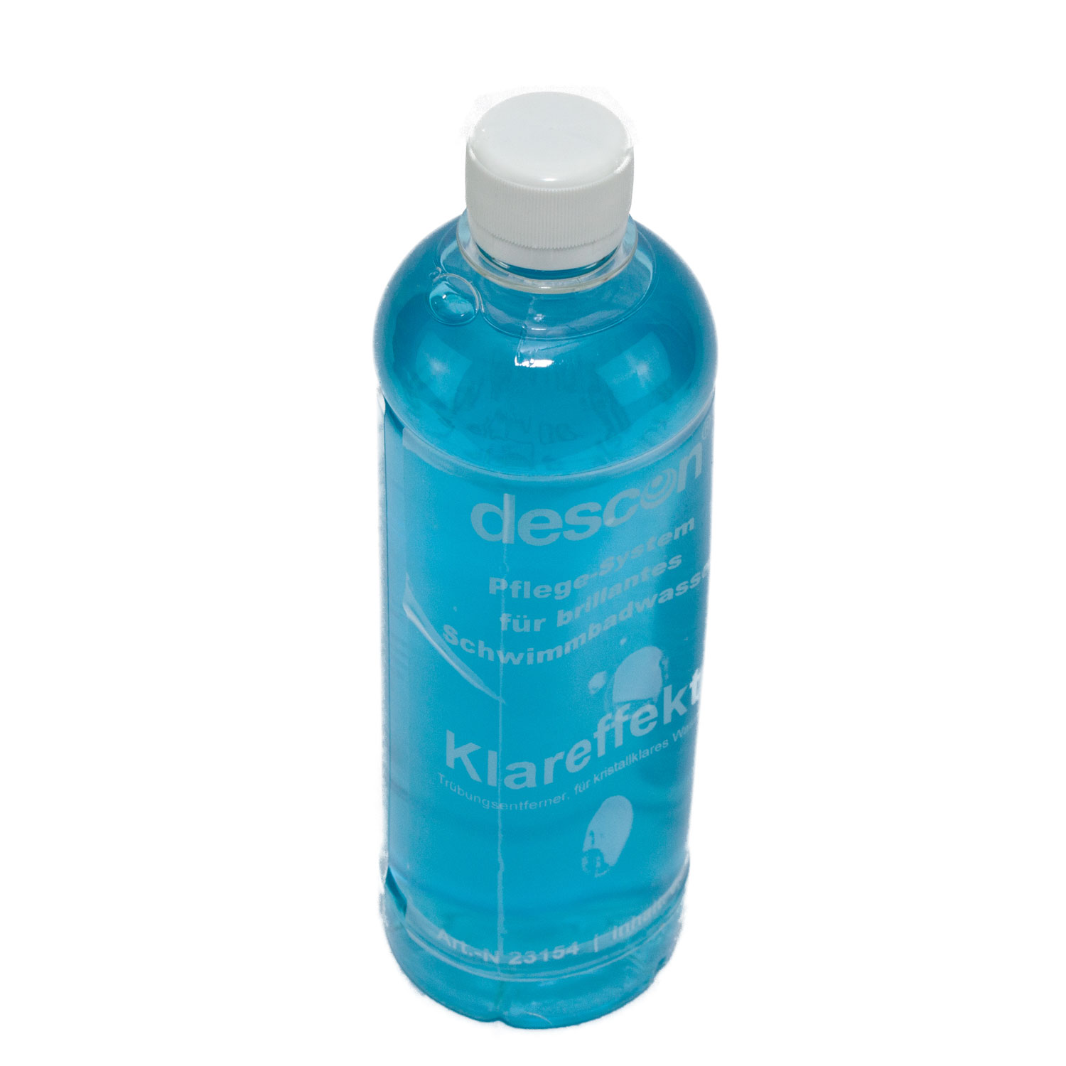 Bild einer Flasche Poolwasserklärflüssigkeit; zur Verbesserung der Wasserqualität eingesetzt.