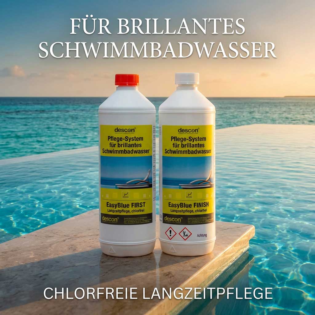 Zwei Flaschen Descon EasyBlue Poolchemikalien für eine hervorragende Wasserpflege im Schwimmbad.